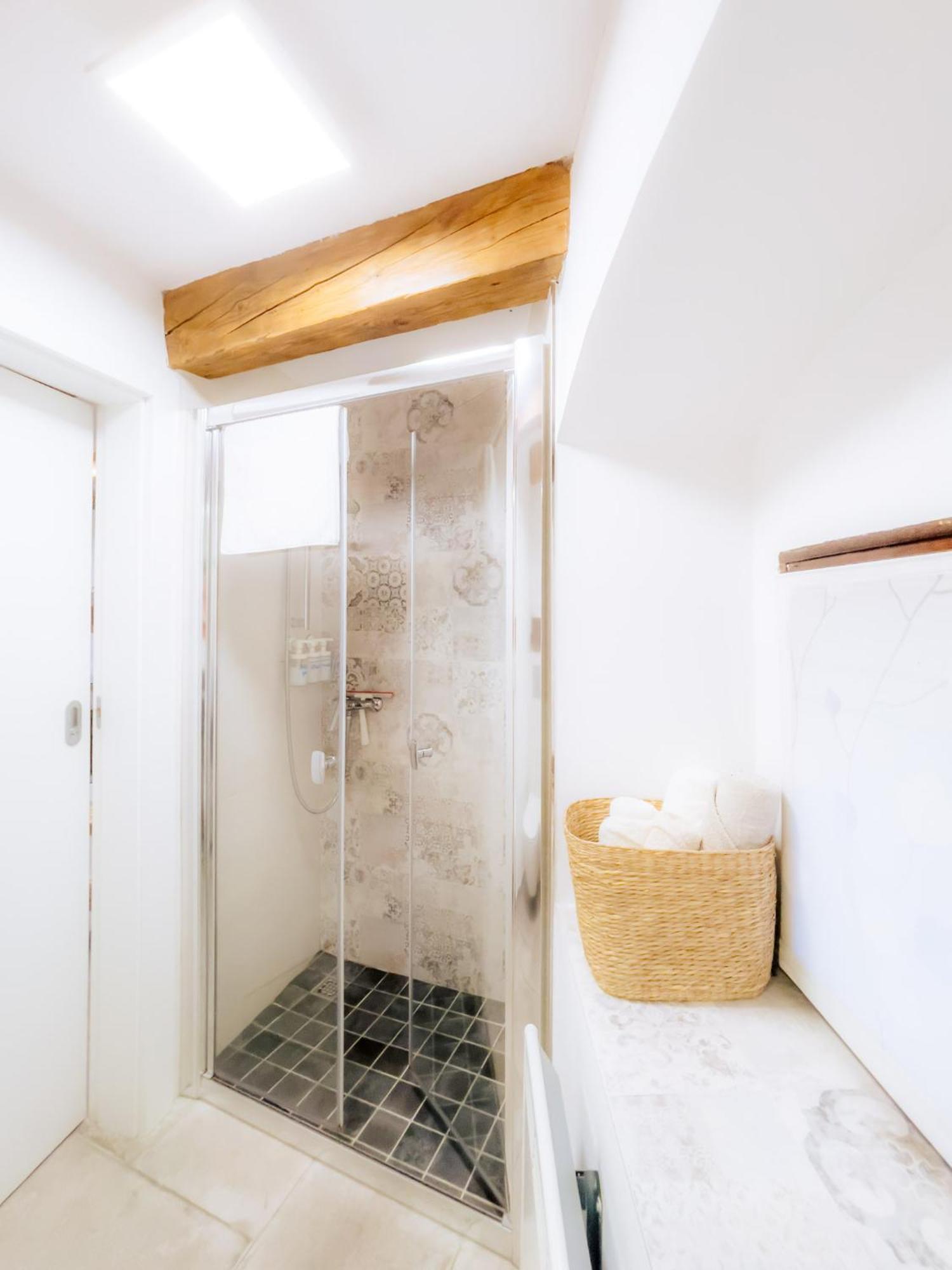 Apartment Villa Irena Great For A Family Holiday With Free Parking And Ev Station Ajdovščina Exteriör bild